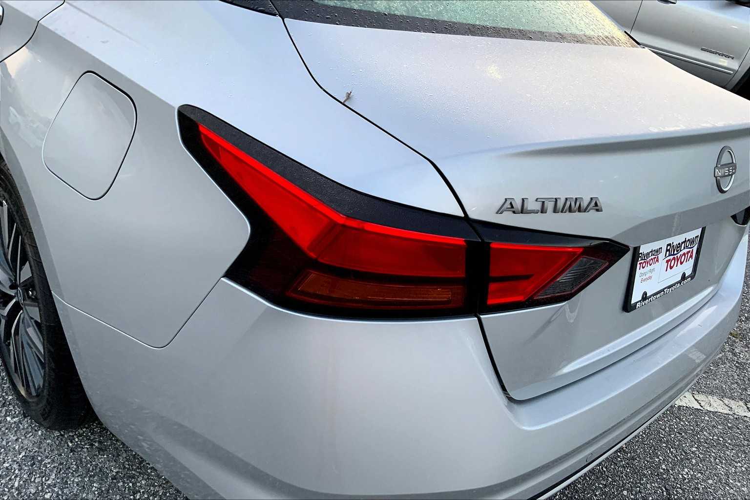 2023 Nissan Altima 2.5 SV photo 25