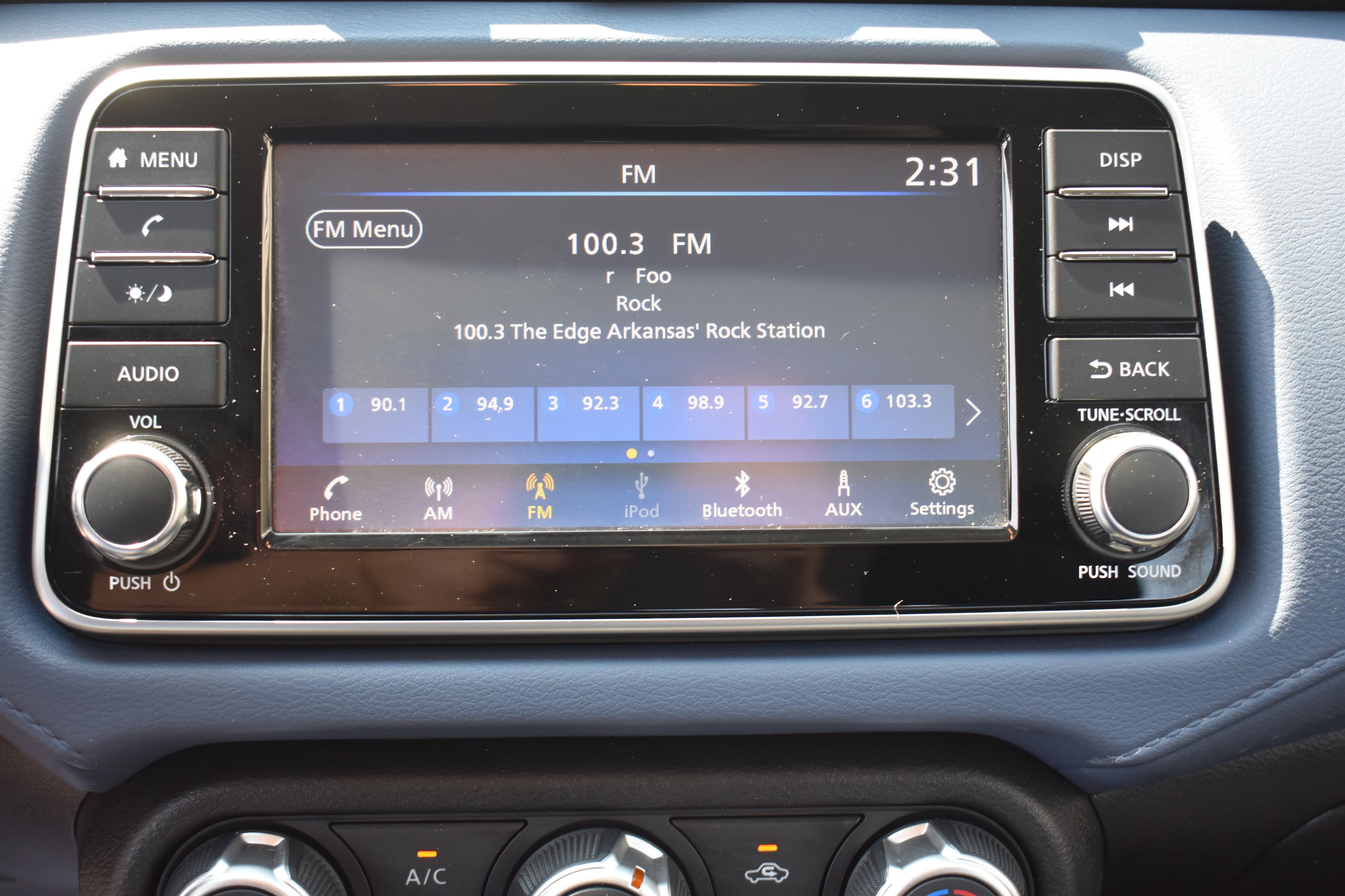 2024 Nissan Versa SV photo 14
