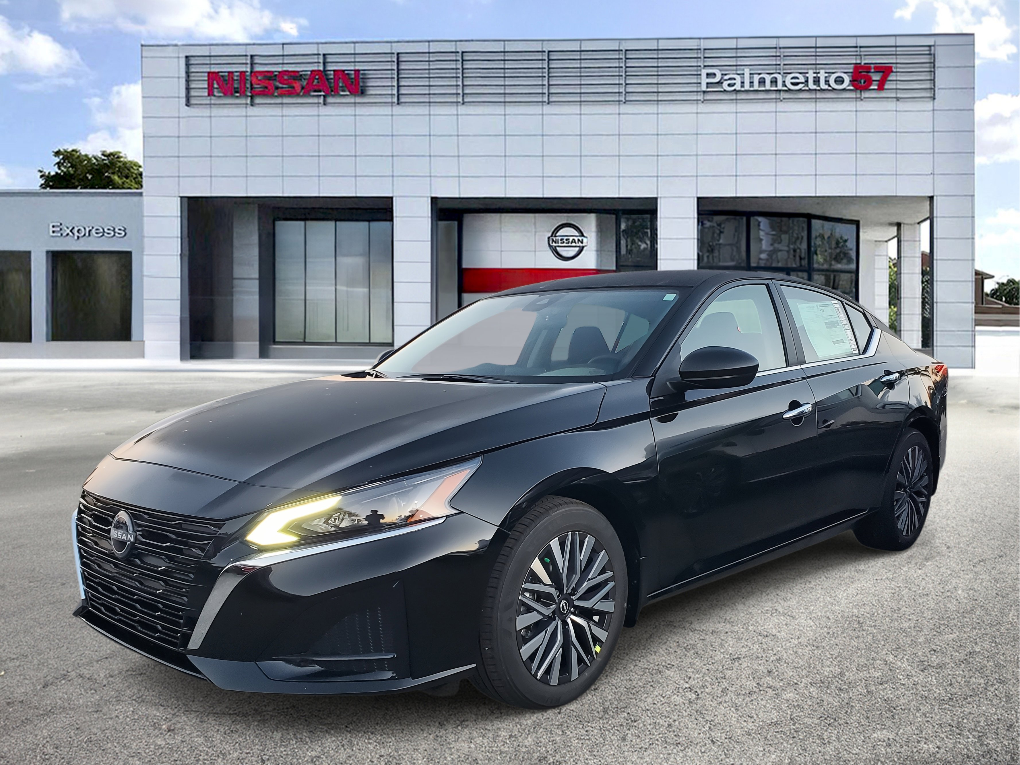 2025 Nissan Altima SV photo 2