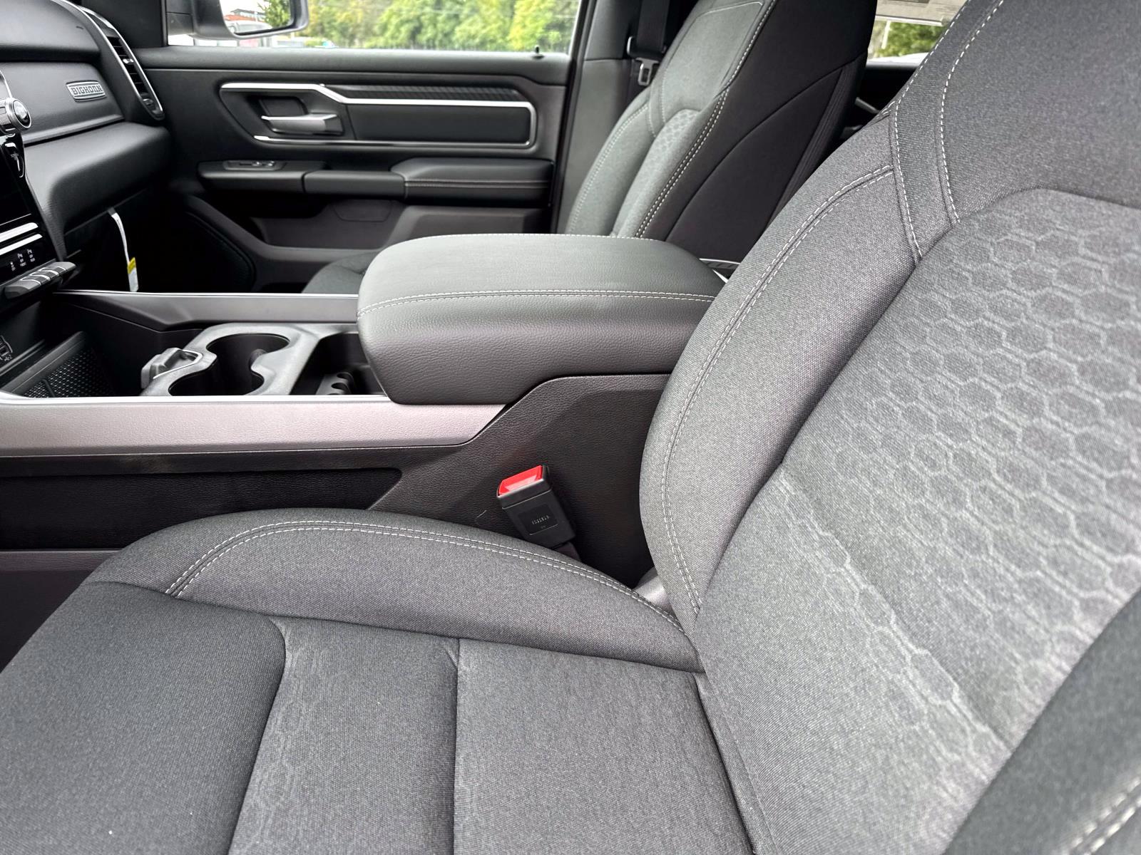 2025 Ram 1500 Big Horn photo 13