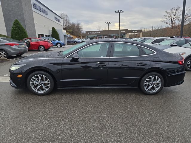 2023 Hyundai Sonata SEL photo 2