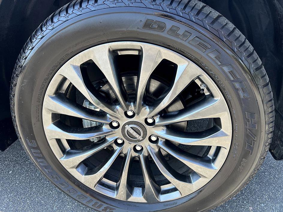 2024 Nissan Armada Platinum photo 12