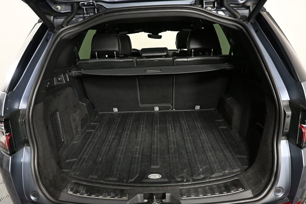 2020 Land Rover Discovery Sport S R-Dynamic photo 22