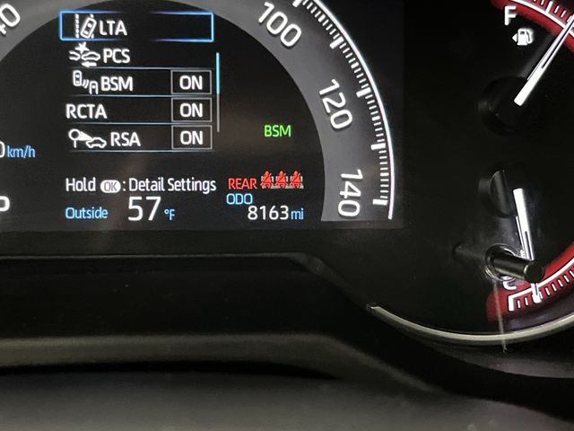 2024 Toyota RAV4 XLE photo 5