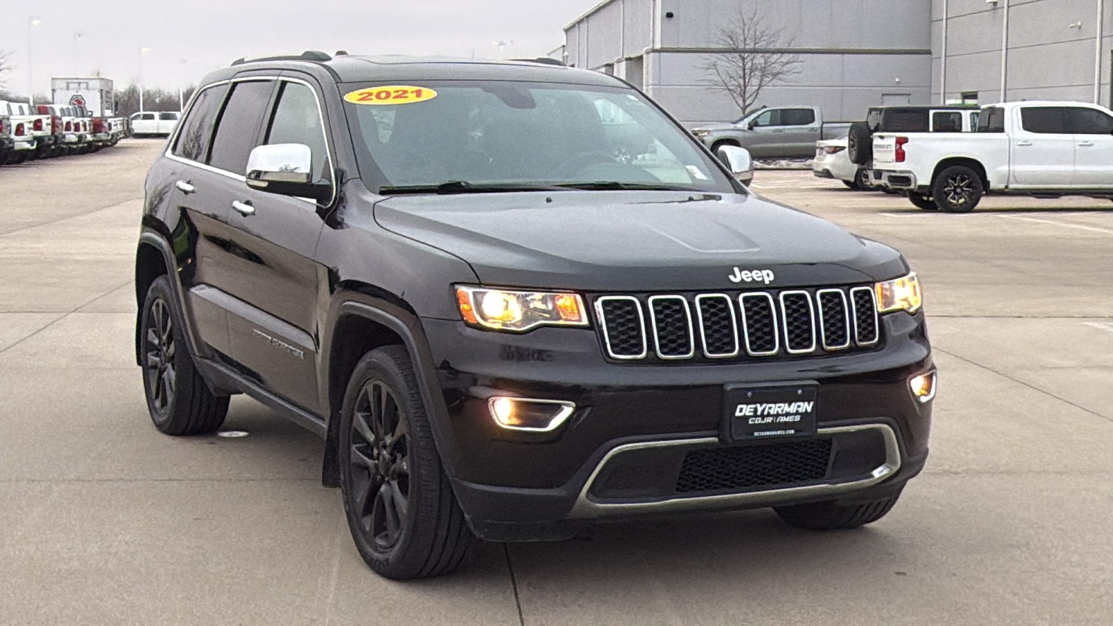 2021 Jeep Grand Cherokee Limited's photo