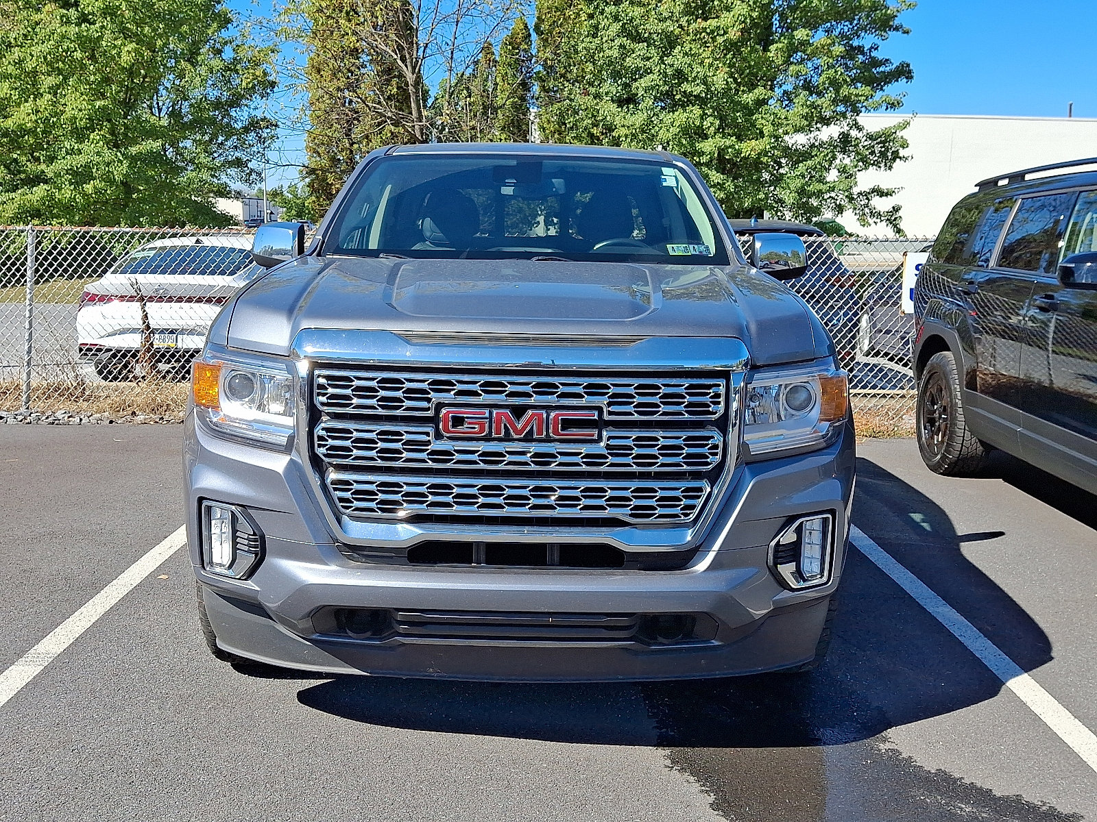2022 Gmc Canyon Denali photo 2
