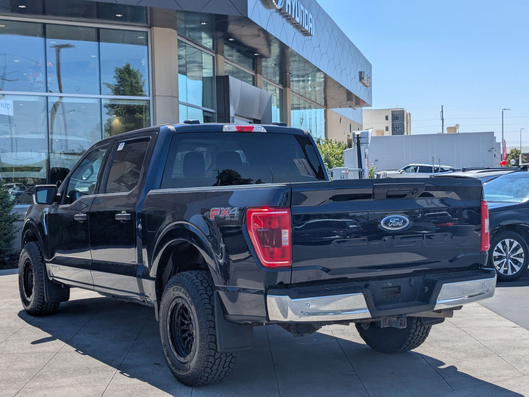 2023 Ford F-150 XLT photo 5