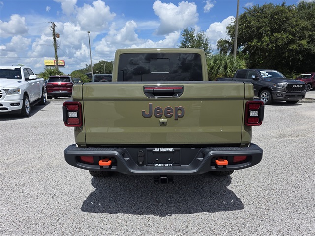 2025 Jeep Gladiator Mojave photo 3