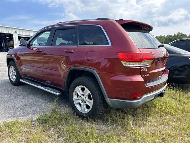 2015 Jeep Grand Cherokee Laredo photo 3
