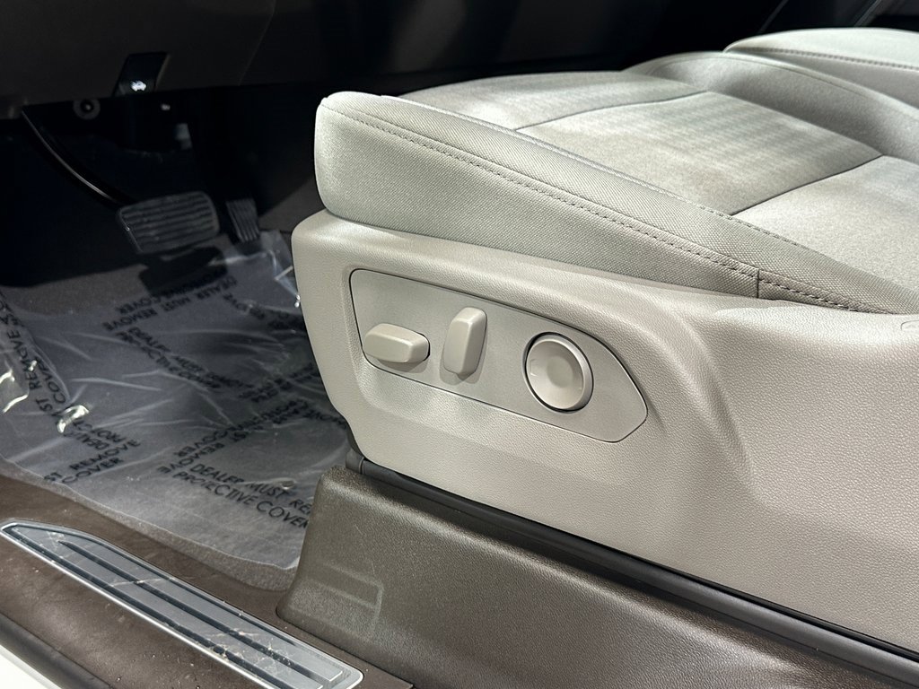 2026 Chevrolet Silverado 1500 LT photo 15