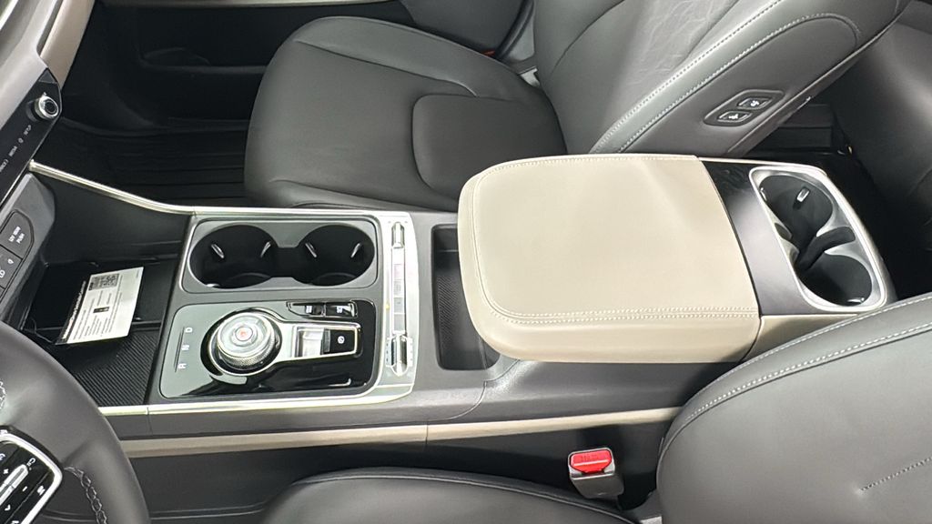2026 Kia Carnival SX photo 35