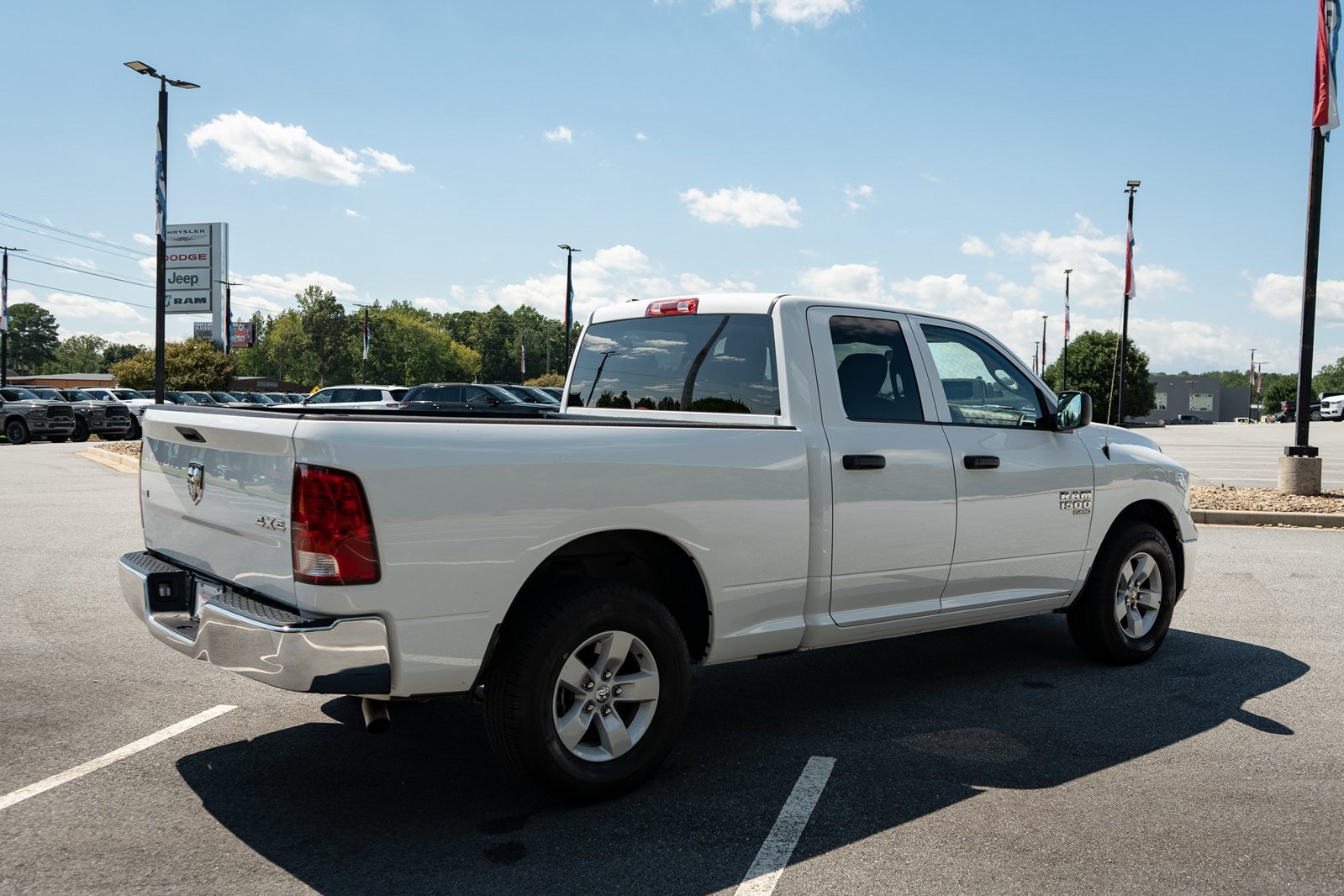 2024 Ram 1500 Classic SLT photo 10
