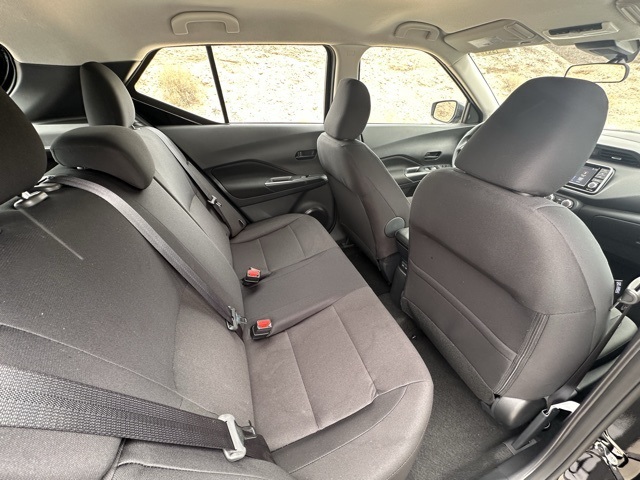 2025 Nissan Kicks Play S photo 29