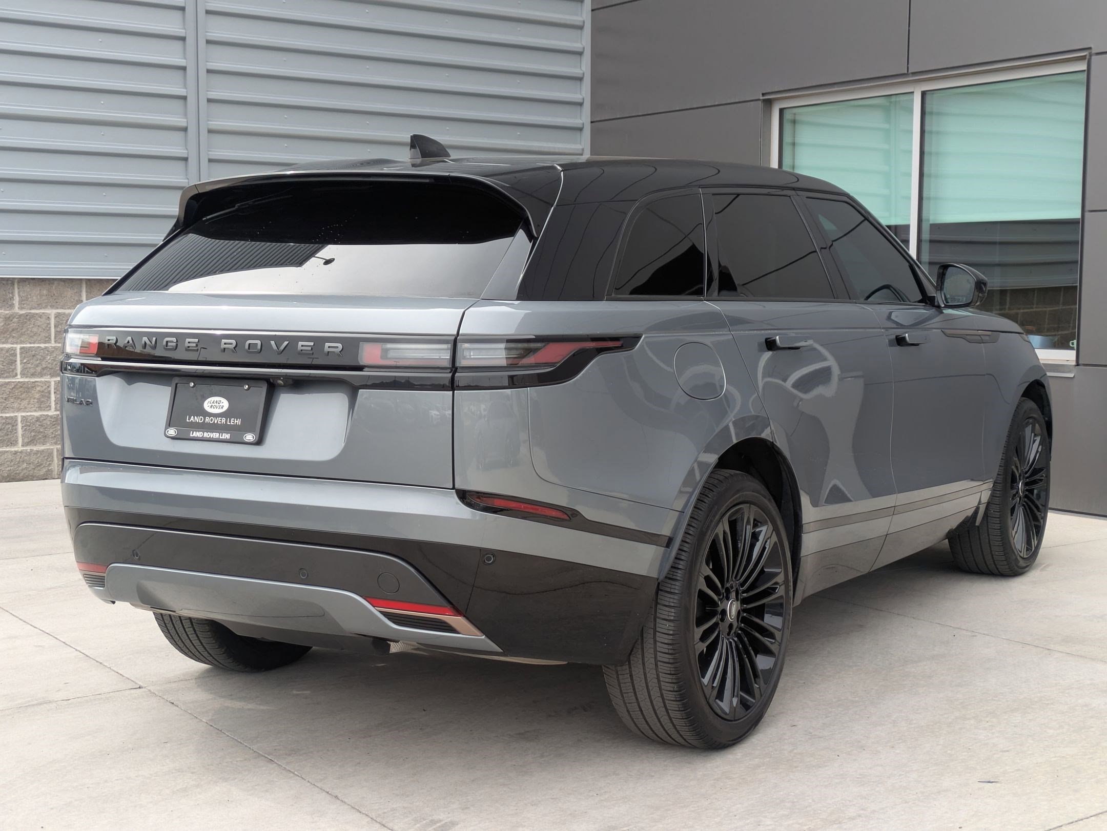 2024 Land Rover Range Rover Velar P400 Dynamic HSE photo 5