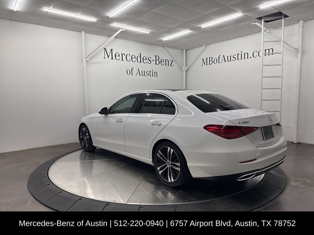 2022 Mercedes Benz C 300 photo 2