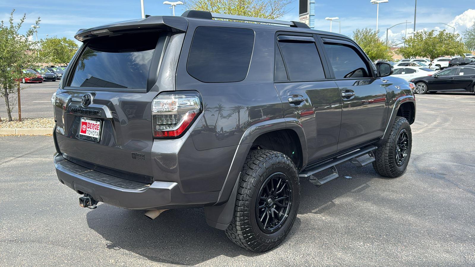 2023 Toyota 4Runner SR5 Premium photo 7