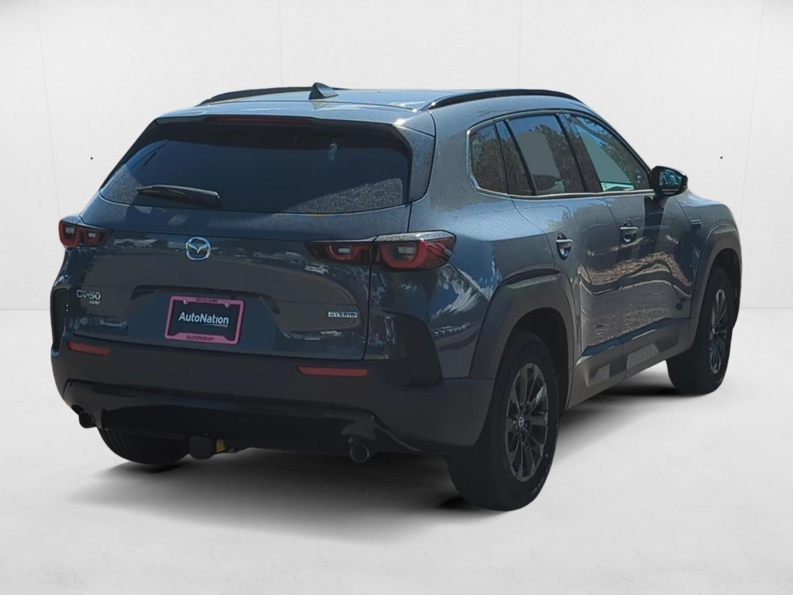 2025 Mazda CX-50 Premium photo 2