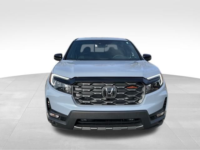 2025 Honda Ridgeline TrailSport photo 3