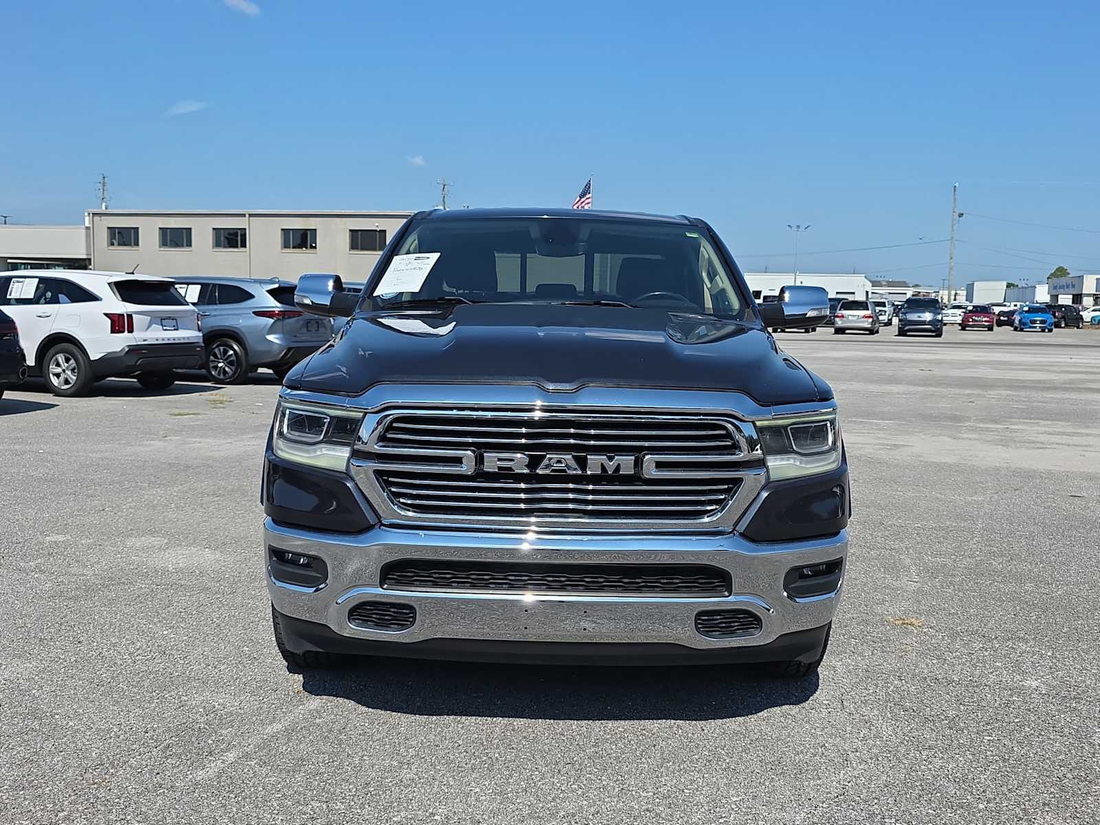 2020 Ram 1500 Laramie photo 2