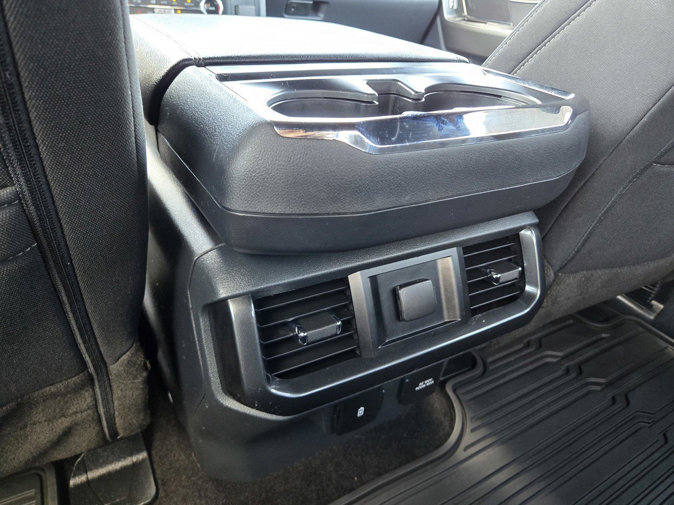 2022 Ford F-150 XLT photo 26