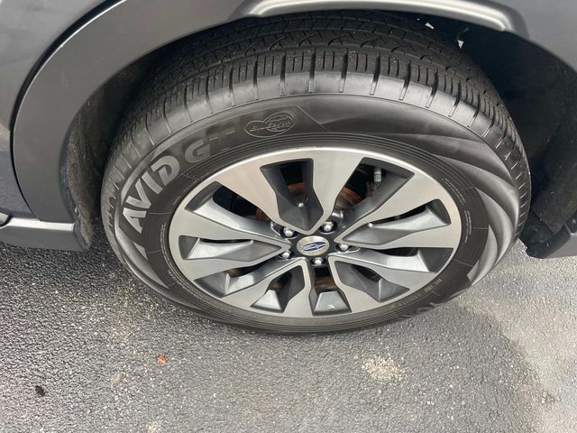 2024 Subaru Outback Limited XT photo 10