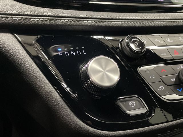 2025 Chrysler Pacifica photo 19