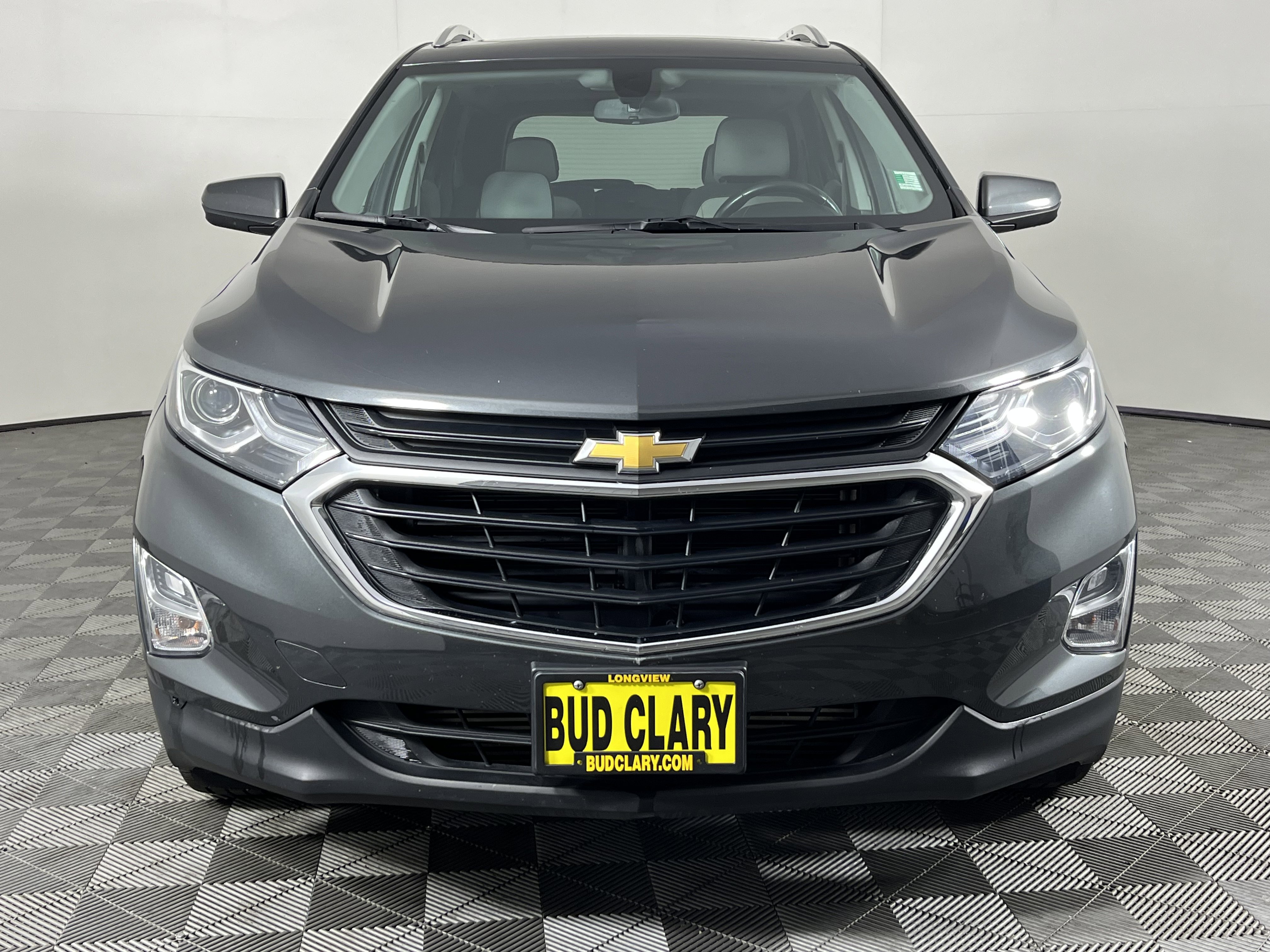Used 2019 Chevrolet Equinox LT with VIN 2GNAXUEV2K6119908 for sale in Washougal, WA