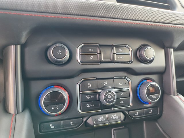 2022 Chevrolet Tahoe RST photo 4