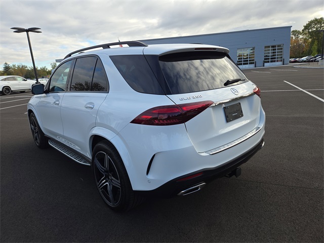 2026 Mercedes Benz GLE 350 4MATIC photo 2