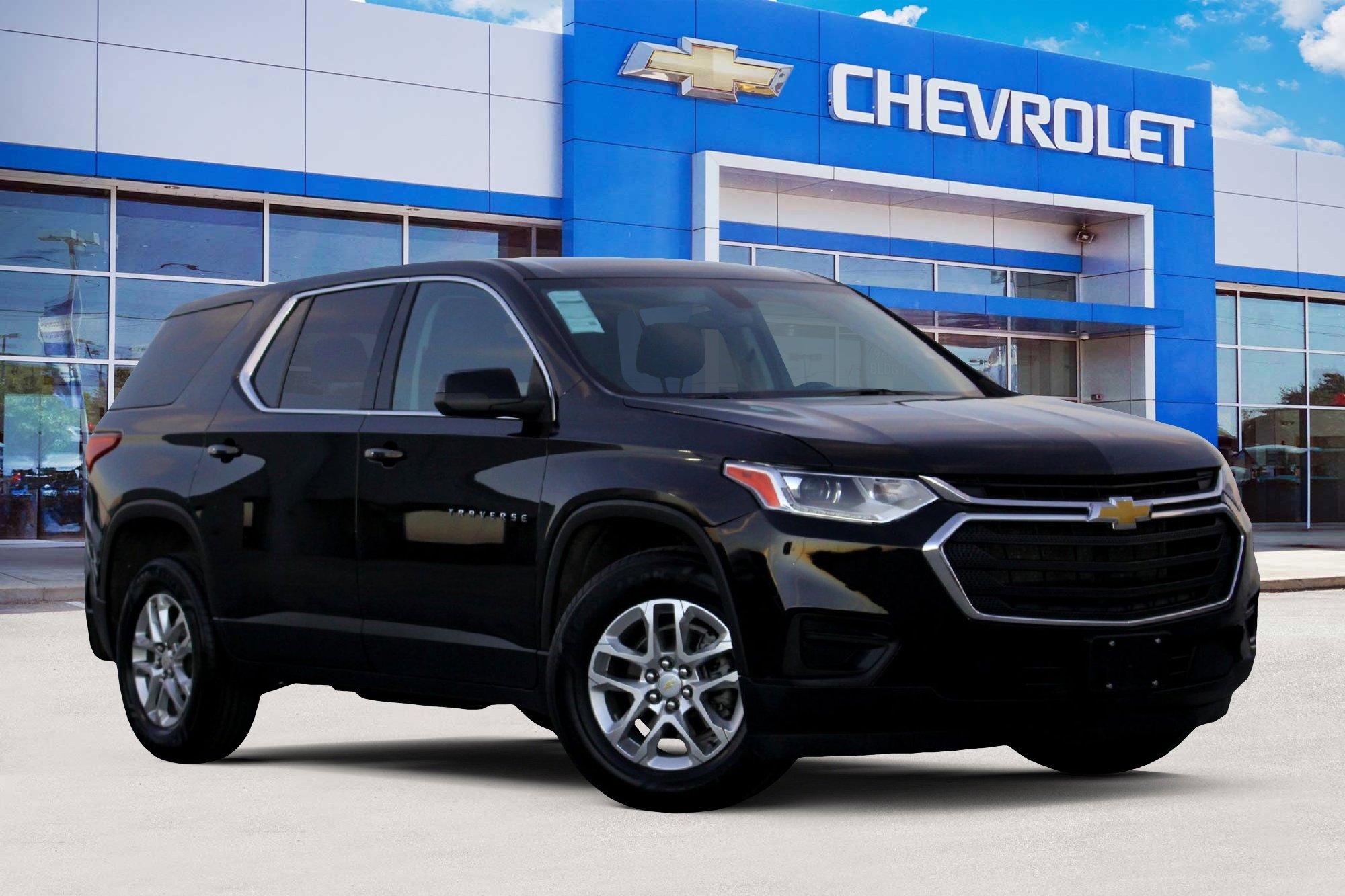 2021 Chevrolet Traverse LS's photo