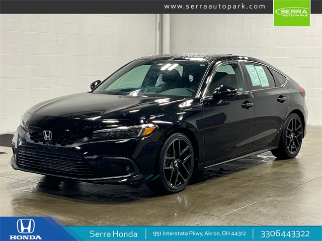 2023 Honda Civic Hatchback Sport Touring's photo