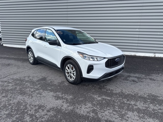 2025 Ford Escape Active's photo