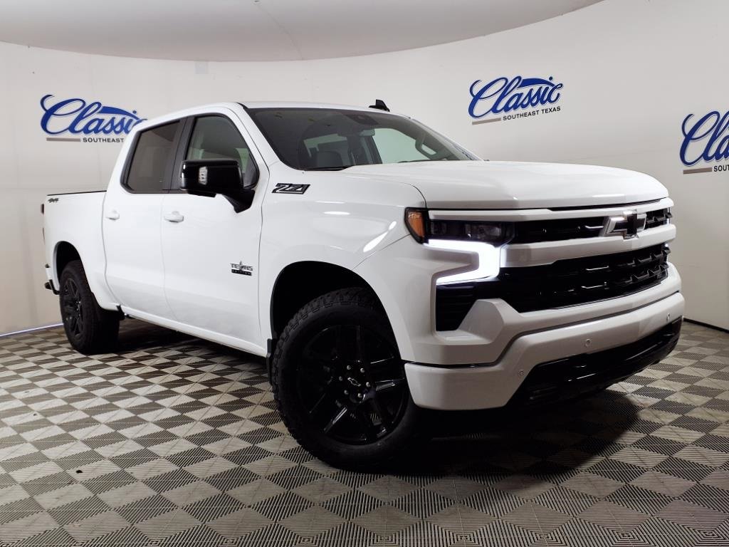 2026 Chevrolet Silverado Base's photo