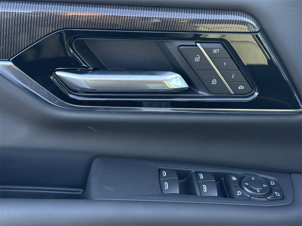 2026 GMC YUKON XL - Image 14