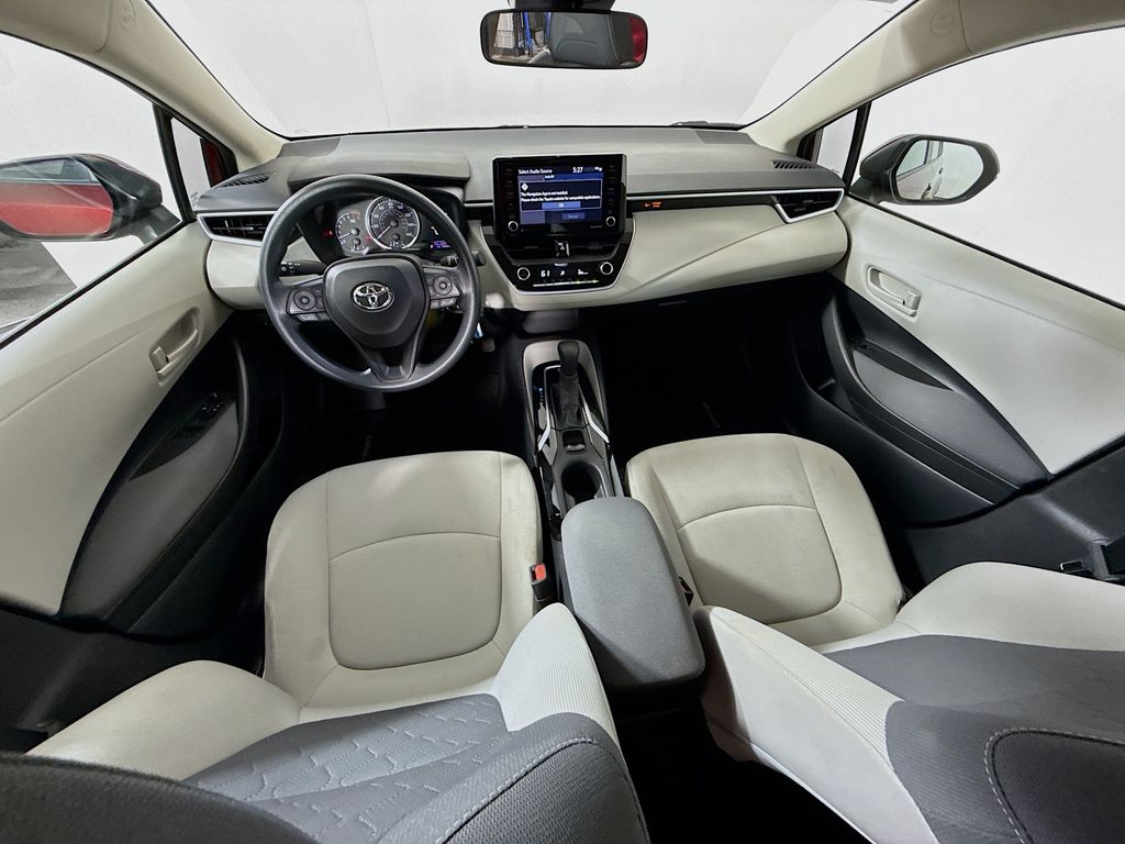 2022 Toyota Corolla LE photo 19