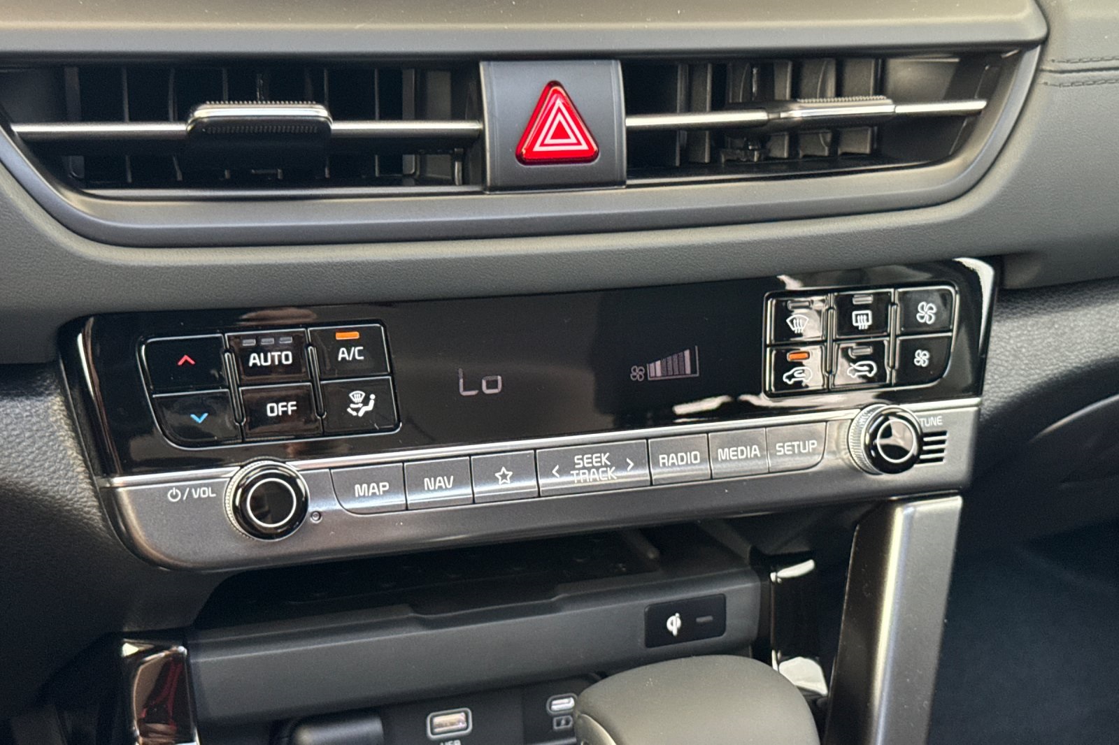 2026 Kia Seltos EX photo 15
