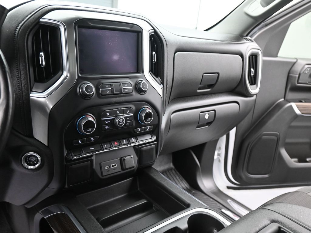 2022 Chevrolet Silverado 1500 LT Trail Boss photo 2
