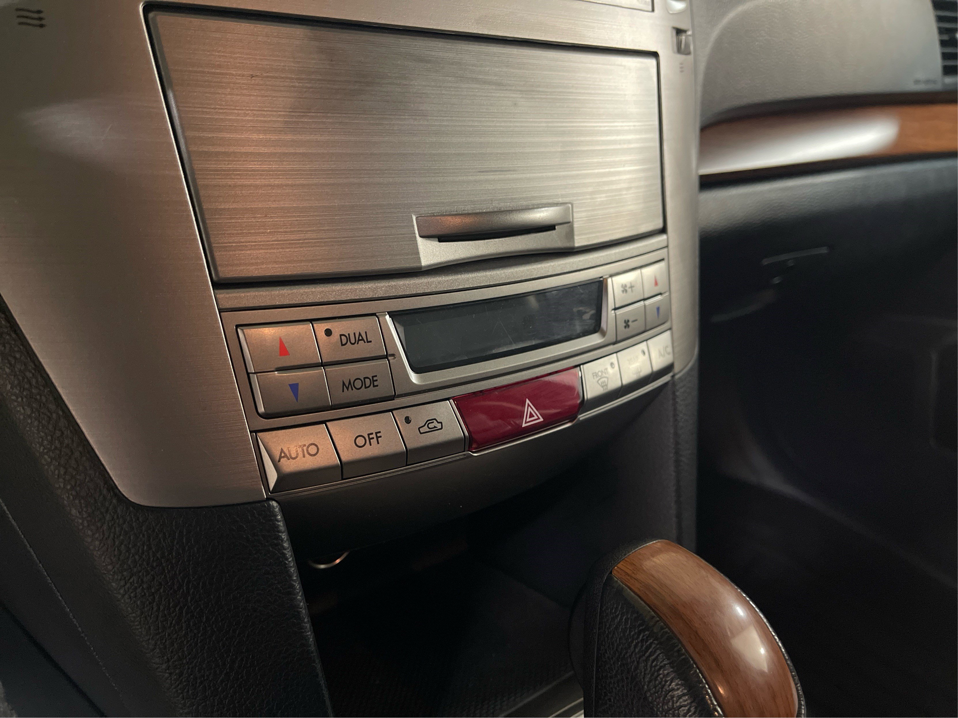 2013 Subaru Outback 2.5i Limited photo 16