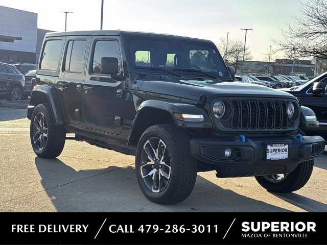 Saharaページ Pre-Owned 2023 Jeep Wrangler 4xe Sahara 4xe Convertible in