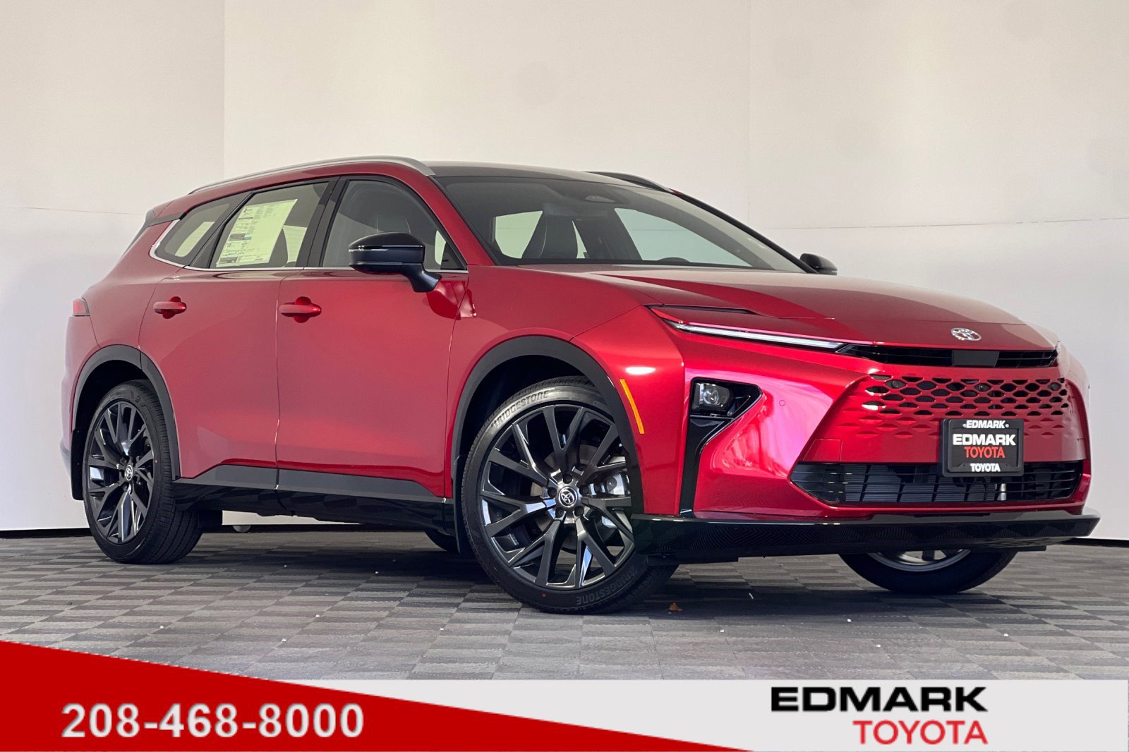 2025 Toyota Crown Signia Limited's photo