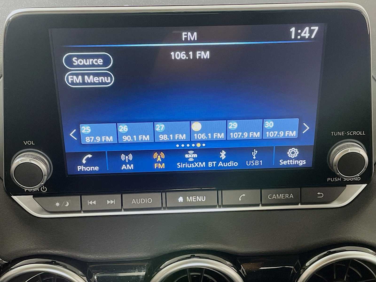 2024 Nissan Sentra SV photo 12