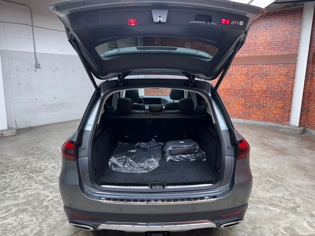 2026 Mercedes Benz GLE 450e 4MATIC photo 26