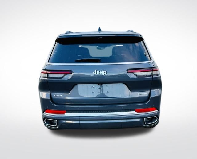 2024 Jeep Grand Cherokee Overland photo 2