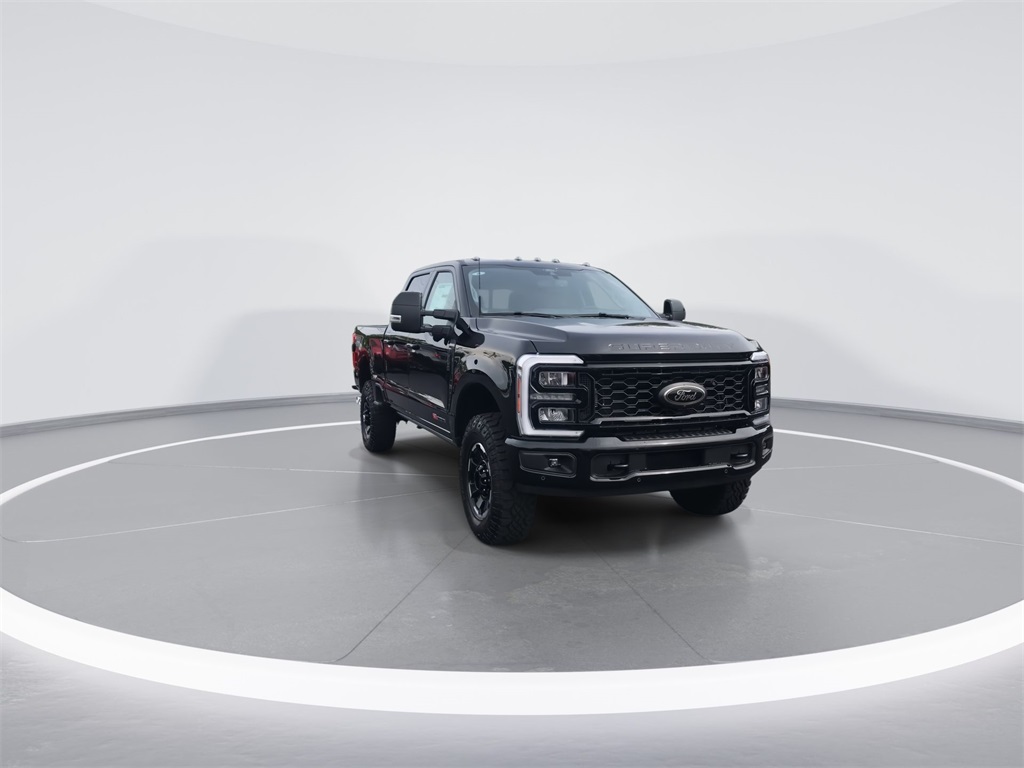 2025 Ford F-250 Lariat photo 3