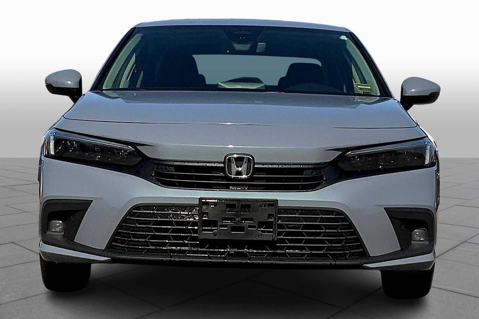 2024 Honda Civic Touring photo 3