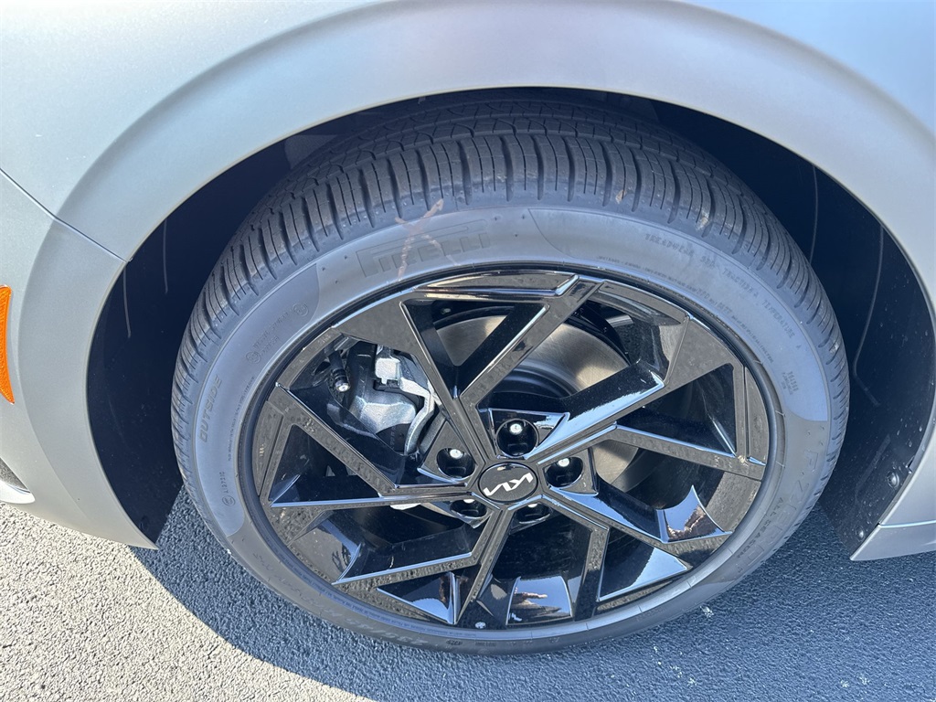 2026 Kia K5 GT-Line photo 16
