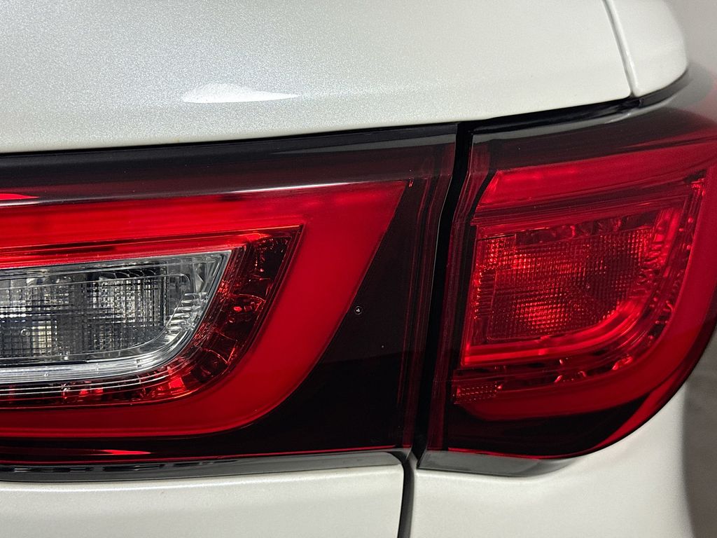 2018 Infiniti QX60 Premium photo 32
