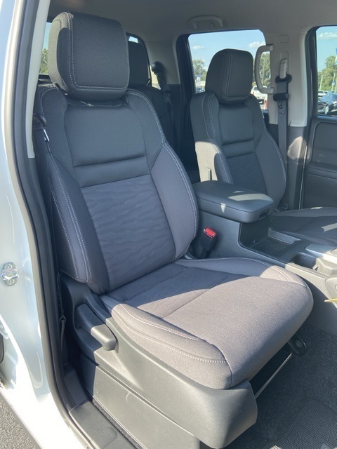 2024 Nissan Frontier SV Crew Cab photo 20