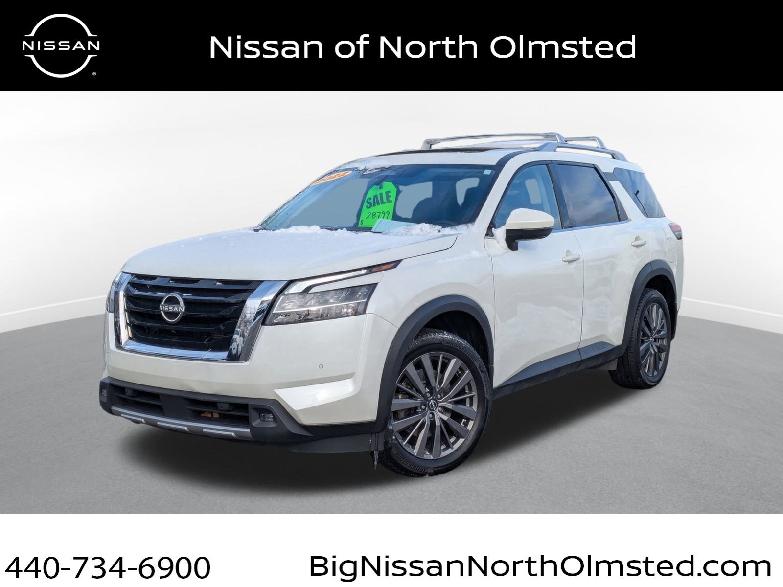 2022 Nissan Pathfinder SL