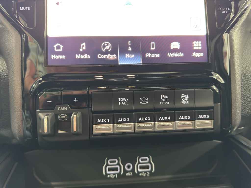 2025 Ram 2500 Laramie photo 32
